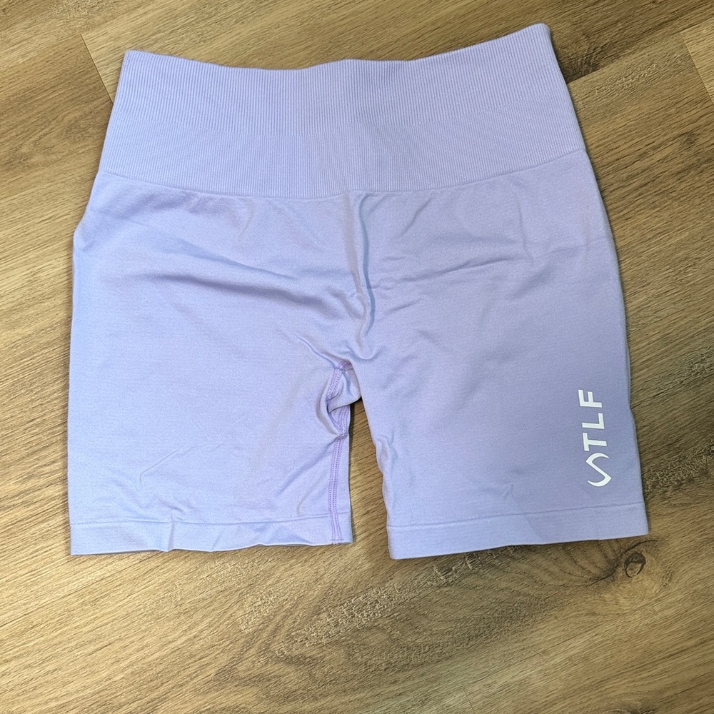 TLF Cosmic seamless scrunch butt shorts